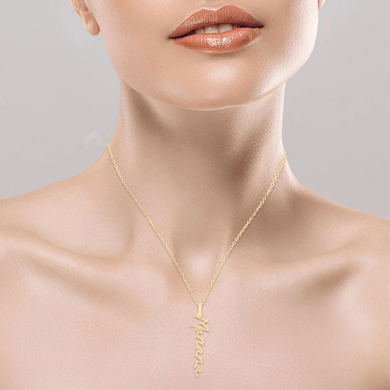 Nombre con cadena Charlotte