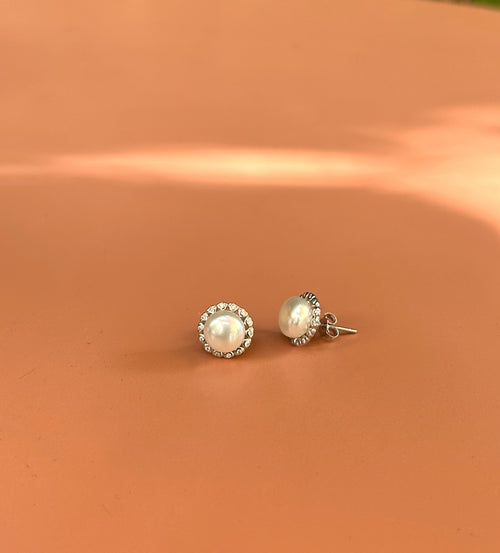 Aretes de plata con perla
